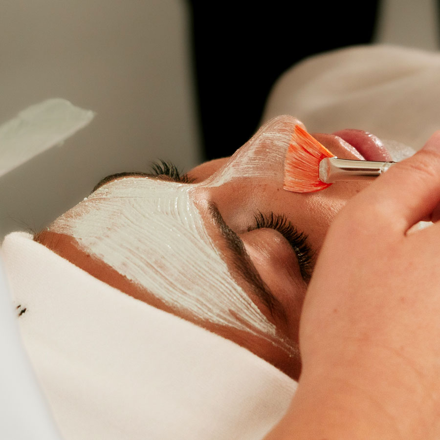 soin cosméceutique en institut de beauté