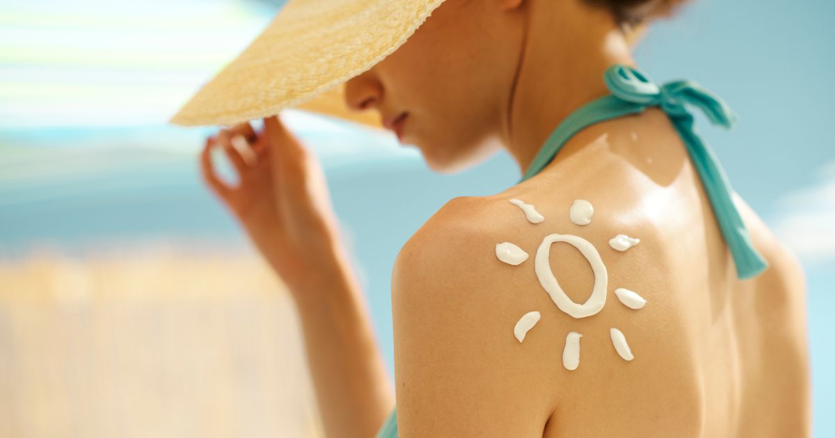 photographie évoquant l'exposition de la peau soleil pendant les vacances d'été